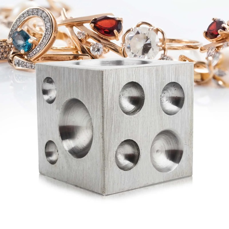 Jewelry Making Process - 高炭素鋼製スクエアパンチモールド、ジュエリー製作、精密リング成形、金銀加工、パンチングダイブロック