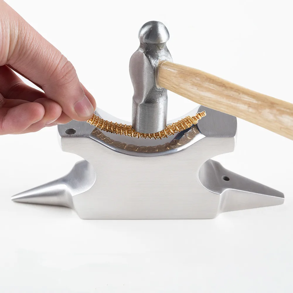 ジュエリー職人向けミニホーン型金床、スチール製ベンチブロック - Jewelry Making Anvil のレビューと価格